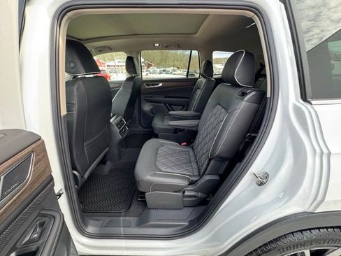 New 2026 Volkswagen Atlas SEL Premium R-Line AWD/4WD image 9
