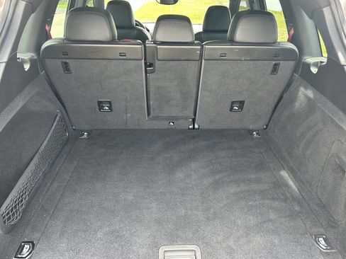 Used 2016 Porsche Cayenne image 36