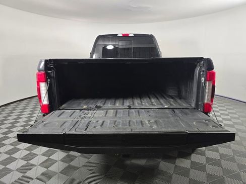 Used 2019 Ford F450 Platinum w/ Platinum Ultimate Package AWD/4WD image 16