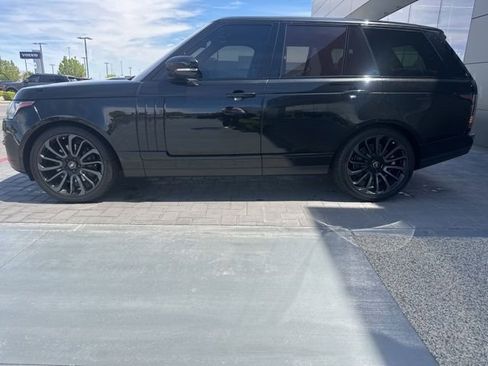 Used 2017 Land Rover Range Rover HSE AWD/4WD image 8