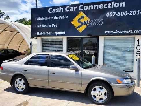 Used 1997 Toyota Camry LE image 5
