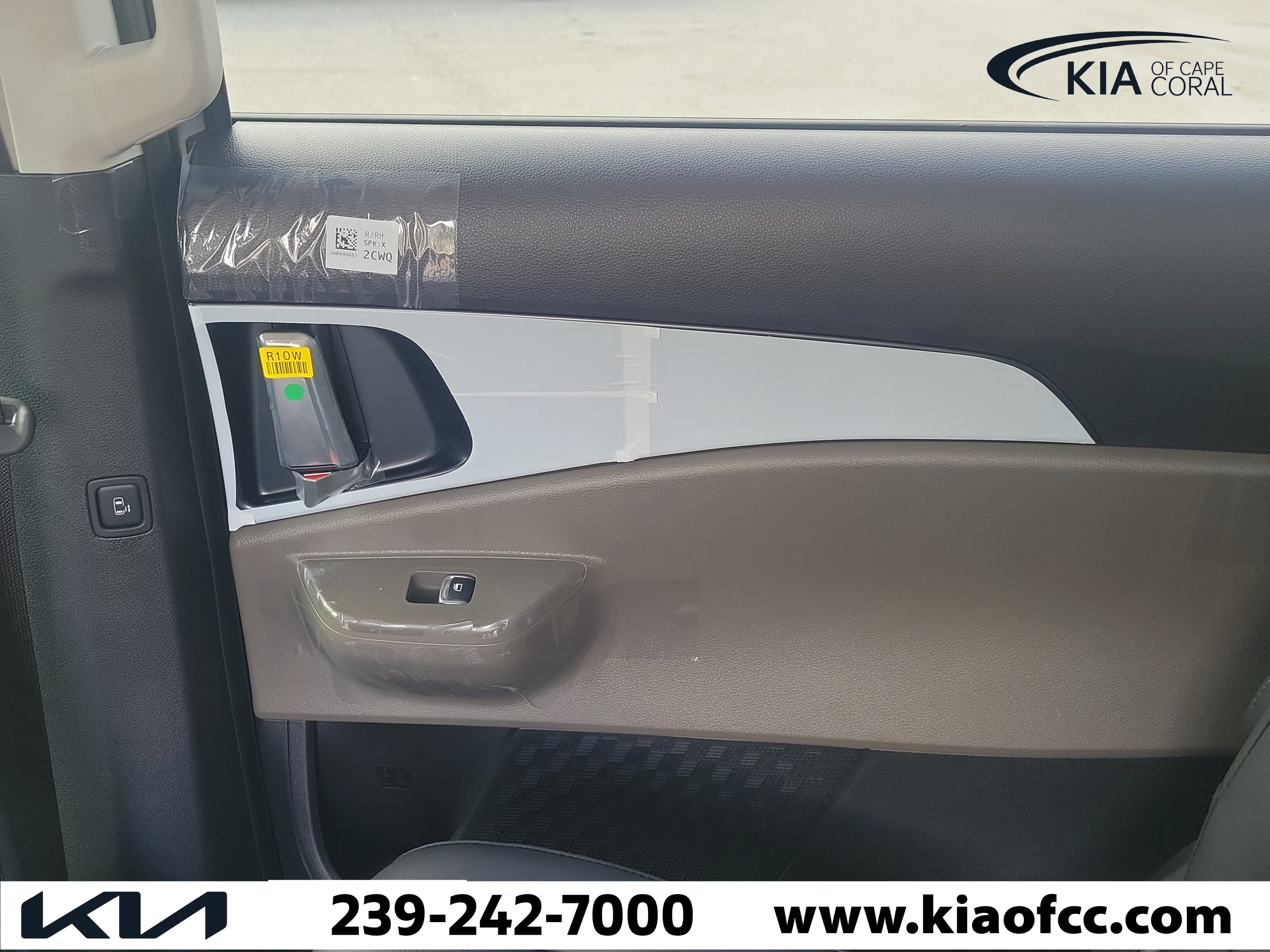New 2027 Kia Carnival FWD image 15