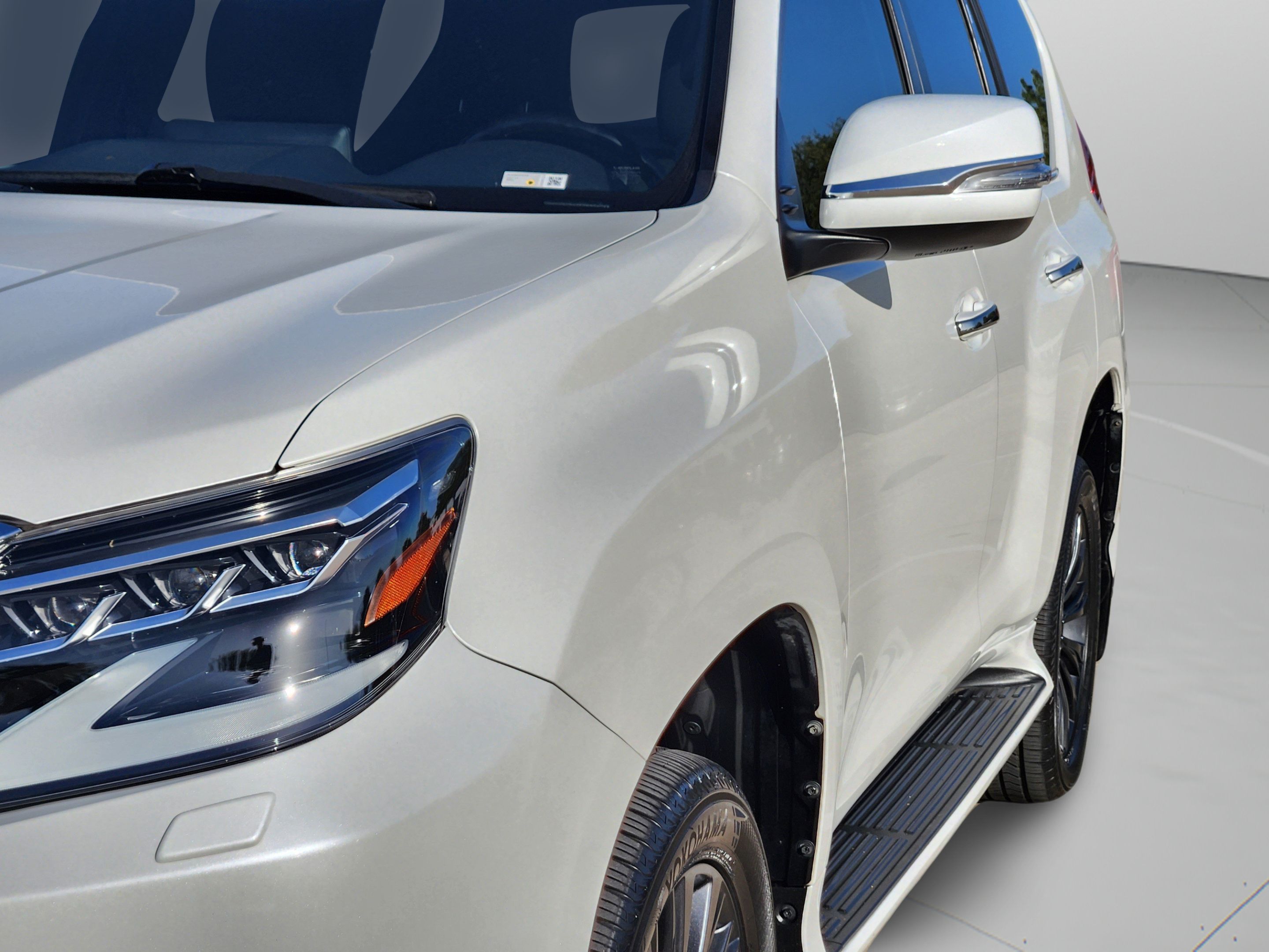 Used 2022 Lexus GX 460 Premium w/ Accessory Package AWD/4WD image 44