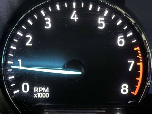 Used 2022 Ford Explorer XLT w/ Equipment Group 202A AWD/4WD image 30