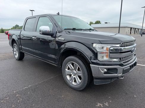 Used 2018 Ford F150 Lariat w/ Equipment Group 502A Luxury AWD/4WD image 3