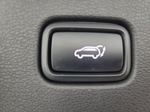 Certified 2023 Kia Sportage SX FWD image 11