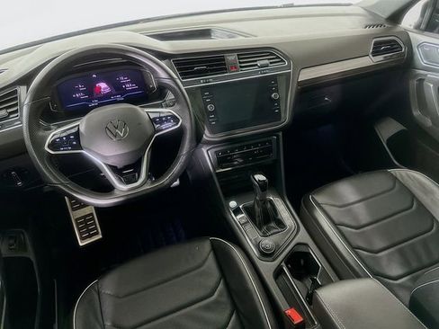 Used 2024 Volkswagen Tiguan SEL R-Line w/ MDO Package, Two-Row image 32