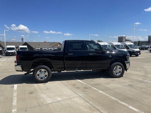 New 2025 RAM 2500 Tradesman w/ Chrome Appearance Group image 7