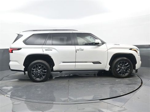 Used 2024 Toyota Sequoia Platinum image 2