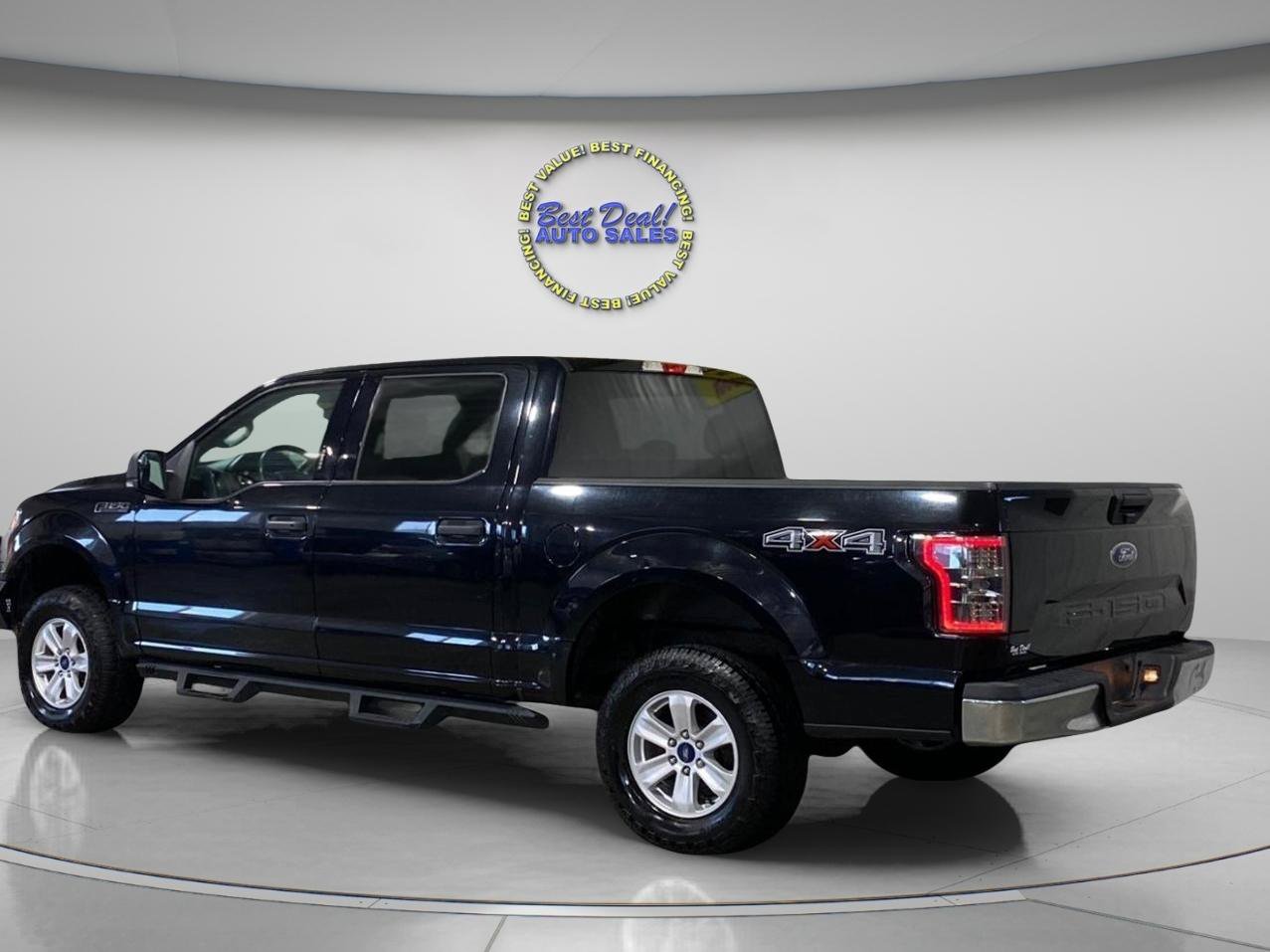 Used 2019 Ford F150 XLT w/ Equipment Group 301A Mid AWD/4WD image 3