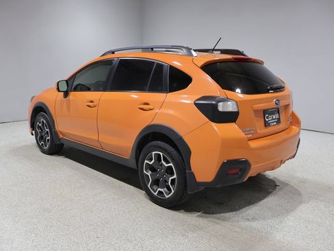 Used 2013 Subaru Crosstrek 2.0i Premium w/ Popular Pkg 1 AWD/4WD image 4
