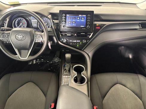 Used 2022 Toyota Camry LE w/ Carpet Mat Package (TMS) FWD image 30