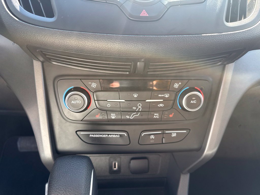 Used 2018 Ford Escape SE AWD/4WD image 16