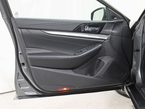 Used 2022 Nissan Maxima SL image 32