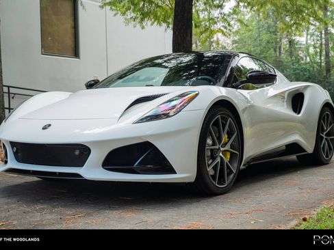 Used 2025 Lotus Emira RWD image 1