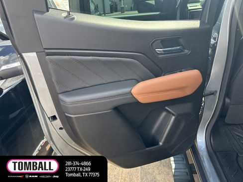 Used 2026 GMC Canyon AT4 w/ Nightfall Essentials Package AWD/4WD image 11