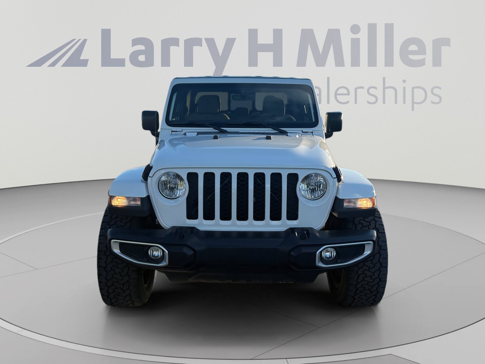 Used 2021 Jeep Gladiator Sport AWD/4WD image 8