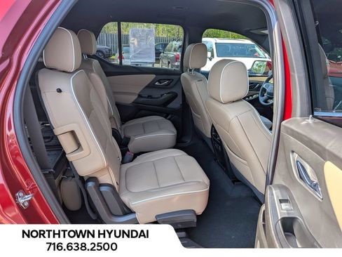 Used 2023 Chevrolet Traverse Premier w/ LPO, Floor Liner Package AWD/4WD image 41