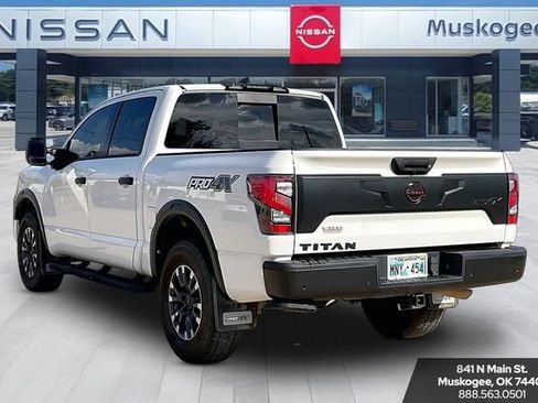 Used 2023 Nissan Titan PRO-4X w/ Pro-4x Convenience Package AWD/4WD image 4