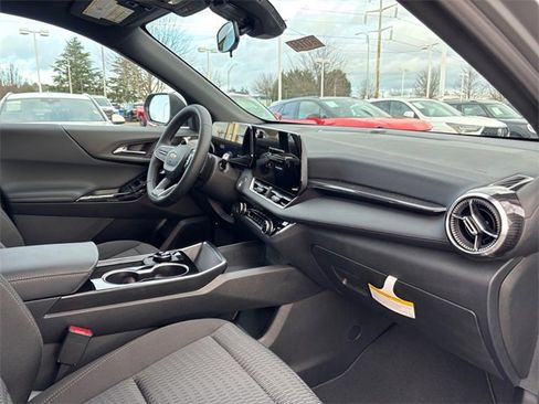 New 2026 Chevrolet Equinox LT image 32