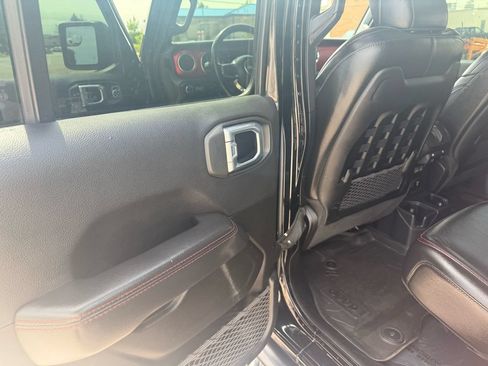 Used 2022 Jeep Gladiator Rubicon w/ LED Lighting Group AWD/4WD image 20