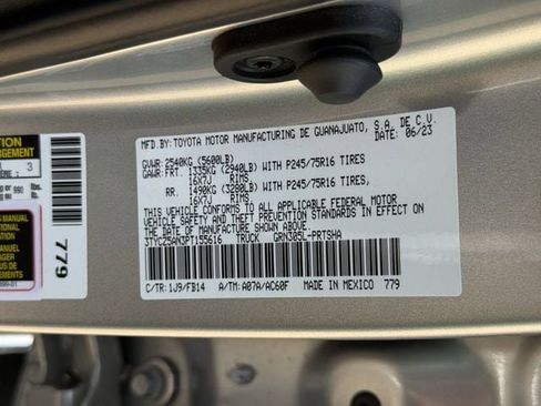 Used 2023 Toyota Tacoma SR AWD/4WD image 35