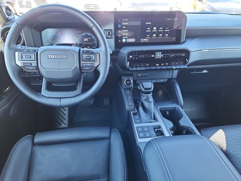 Used 2026 Toyota Land Cruiser w/ Premium Package image 9