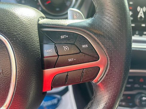 Used 2019 Dodge Challenger GT w/ Plus Package RWD image 17