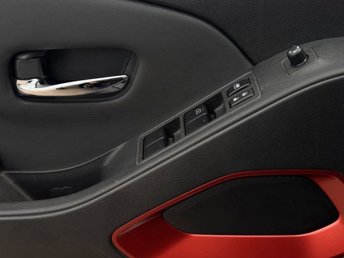 Used 2024 Nissan Frontier PRO-4X w/ Pro Convenience Package image 25