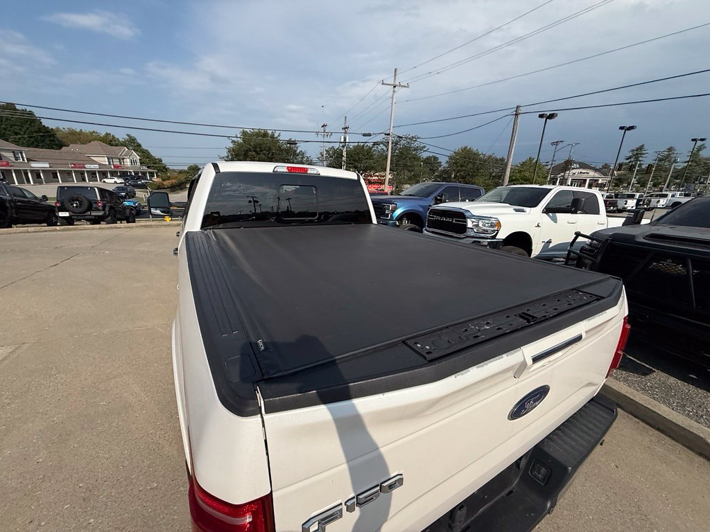 Used 2016 Ford F150 Lariat w/ Equipment Group 502A Luxury AWD/4WD image 8