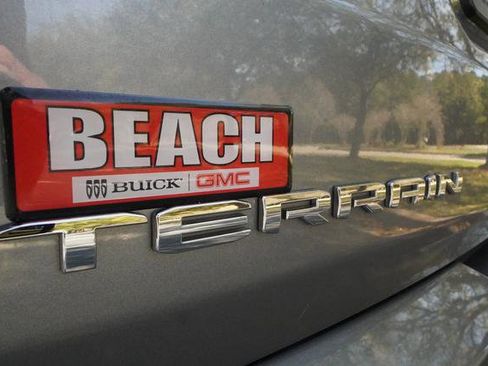 Used 2024 GMC Terrain SLT image 42