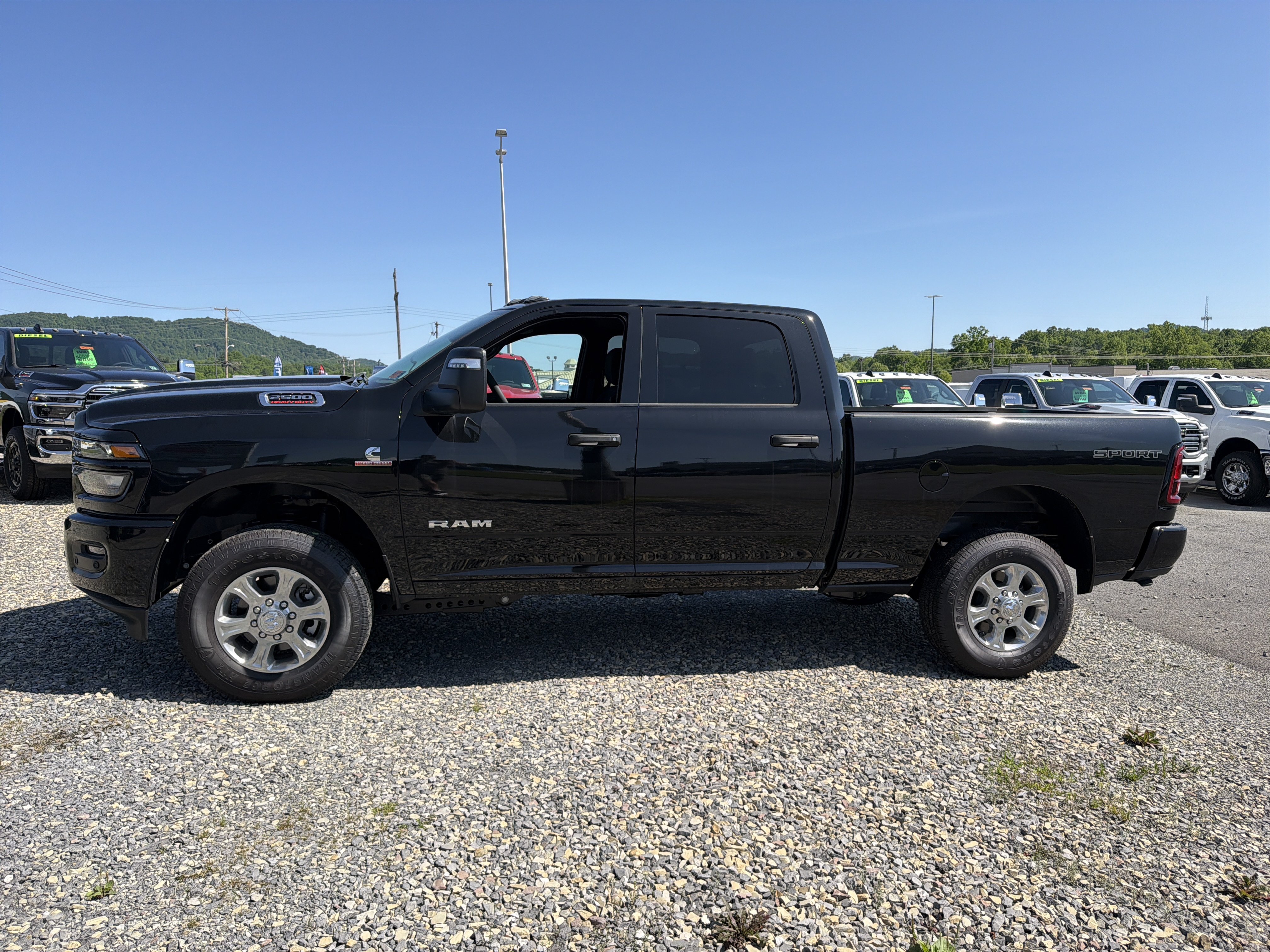 New 2026 RAM 2500 Big Horn AWD/4WD image 10