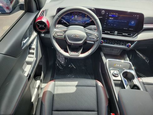 Used 2026 Chevrolet Equinox RS w/ Convenience Package III FWD image 15