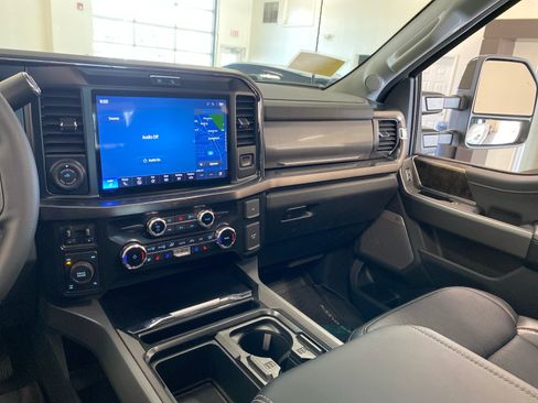 New 2026 Ford F350 Lariat w/ Black Appearance Package AWD/4WD image 12