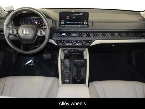 Used 2024 Honda Accord EX image 14