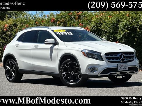 Used 2019 Mercedes-Benz GLA 250 image 1