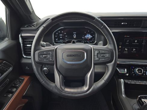 Used 2025 GMC Sierra 1500 Denali Ultimate AWD/4WD image 22