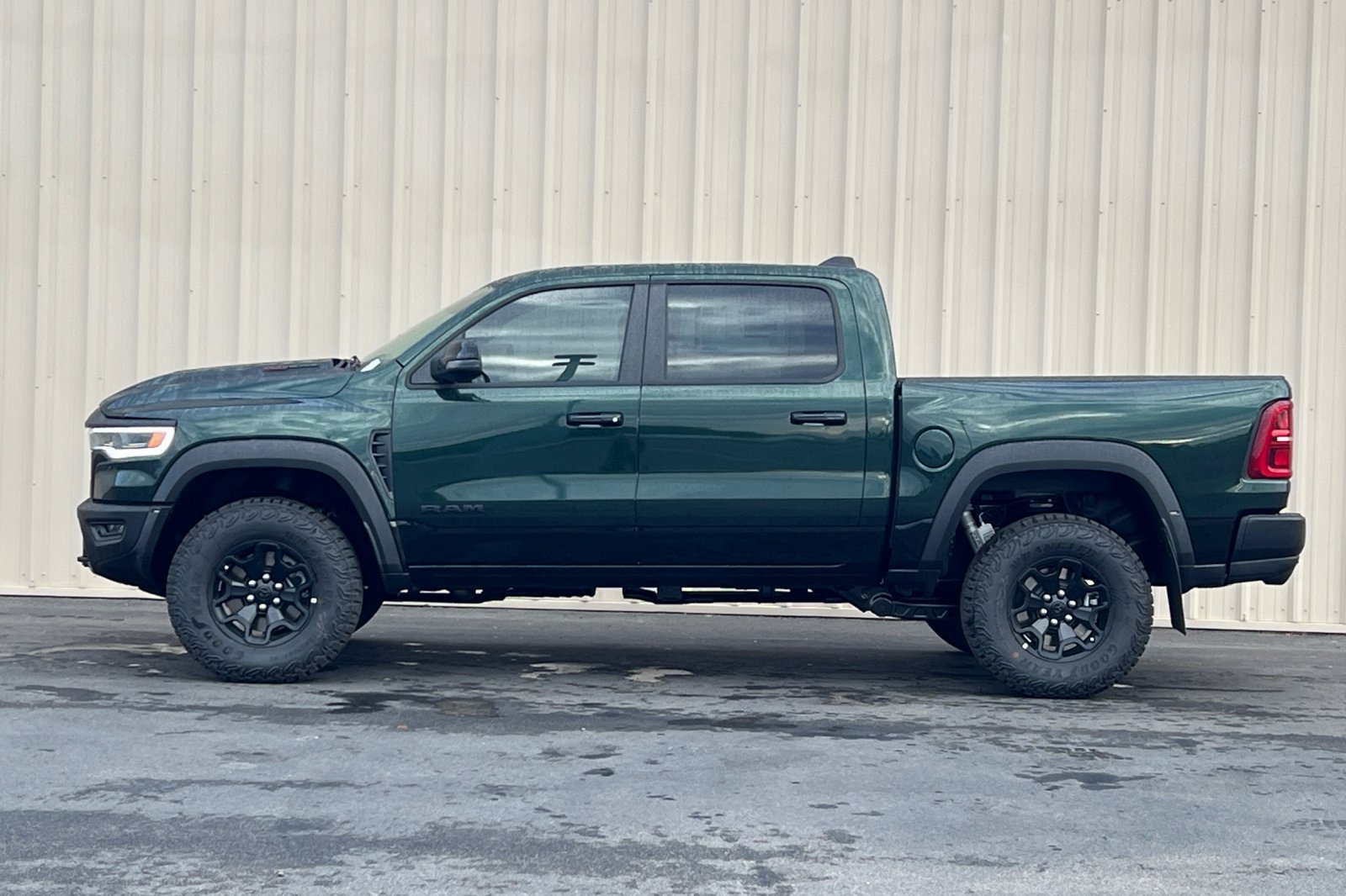 New 2026 RAM 1500 RHO w/ RHO Level 1 Equipment Group AWD/4WD image 9