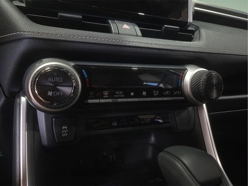 Certified 2025 Toyota RAV4 LE image 15