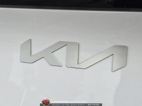 Certified 2024 Kia Sportage X-Pro AWD/4WD image 10
