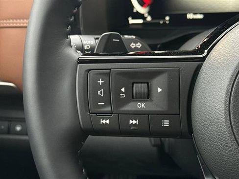 New 2025 Nissan Pathfinder Platinum w/ Cargo Package image 27