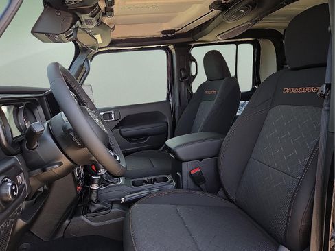 New 2025 Jeep Gladiator Mojave w/ Steel Bumper Group image 14