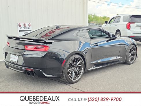 Used 2018 Chevrolet Camaro ZL1 RWD image 10