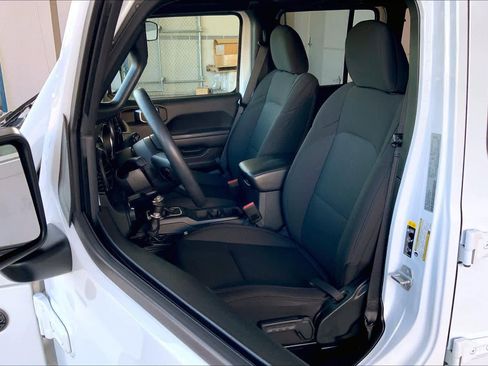 Used 2023 Jeep Wrangler Sport image 7