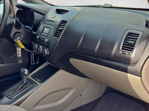 Used 2015 Kia Forte LX w/ Popular Package image 16