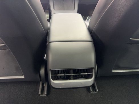 Used 2023 Tesla Model 3 Performance image 68