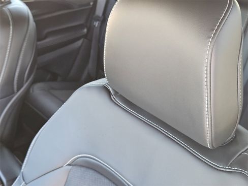 New 2025 Jeep Grand Cherokee Altitude image 15