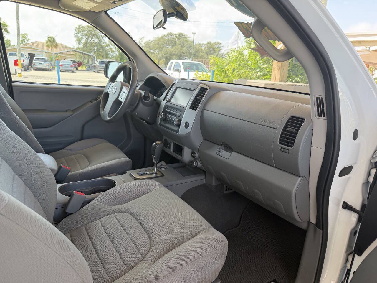Used 2021 Nissan Frontier S RWD image 17