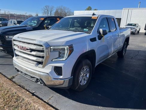 Used 2021 GMC Sierra 1500 SLE w/ Preferred Package image 1