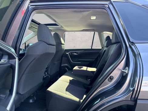 Used 2024 Toyota RAV4 XLE w/ Convenience Package image 9
